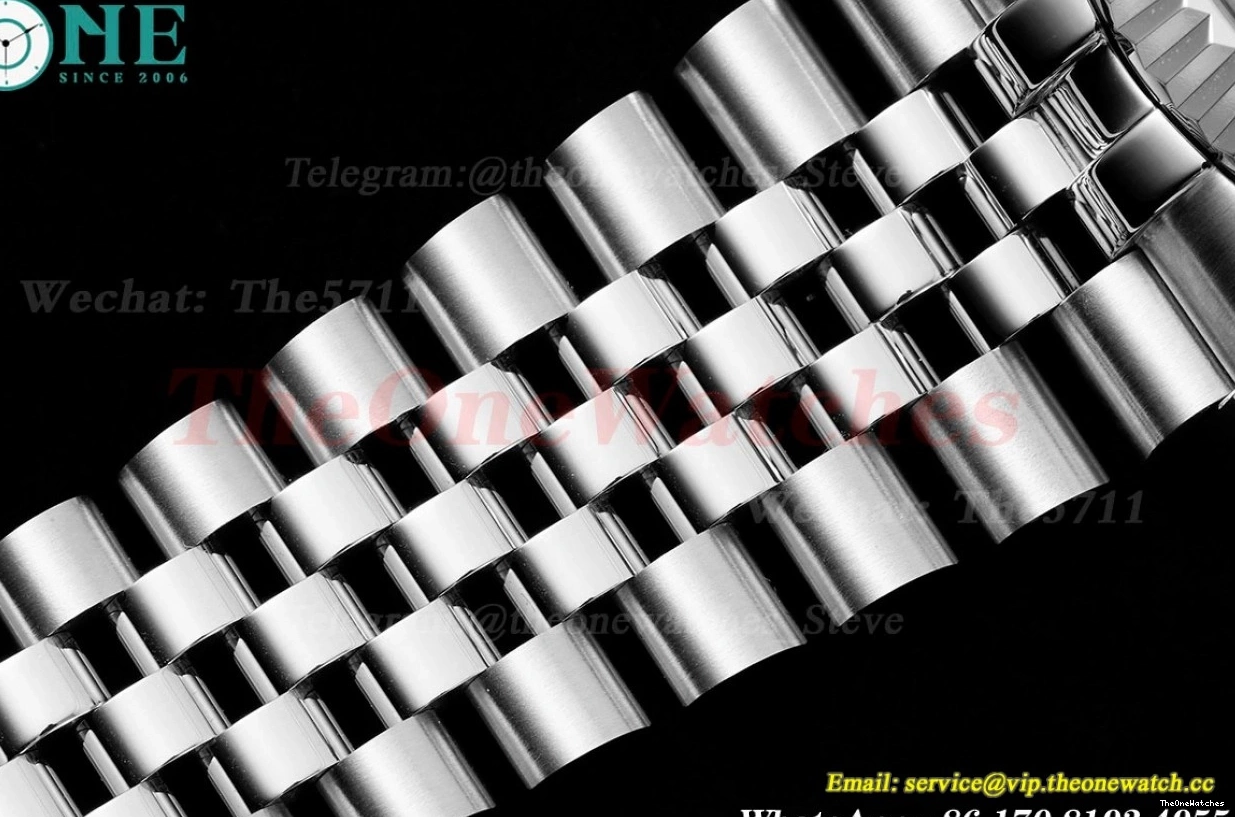 SS FNF Jubilee A9001 SS SkyDweller Blue Stk 42mm 326934  0219